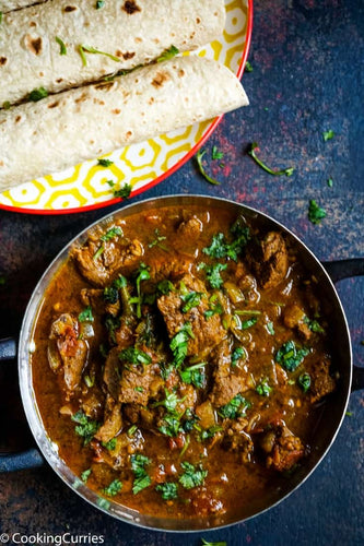 Traditional Lamb Curry with rice