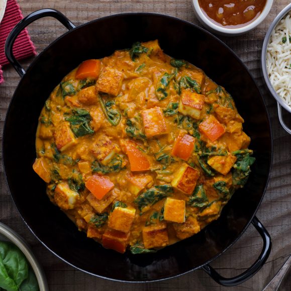 Paneer masala with touch of spinach